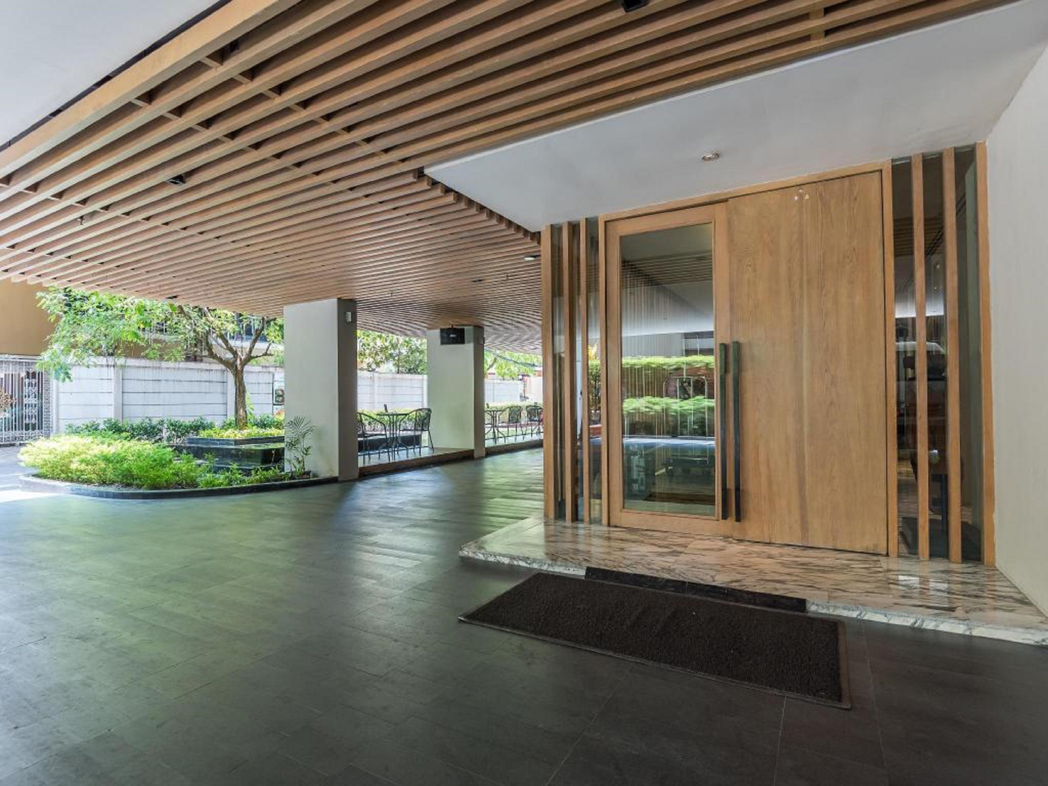 Arcadia Suites Bangkok Bagian luar foto