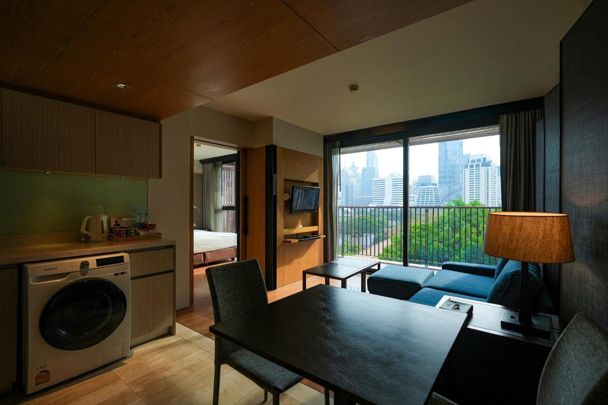 Arcadia Suites Bangkok Bagian luar foto