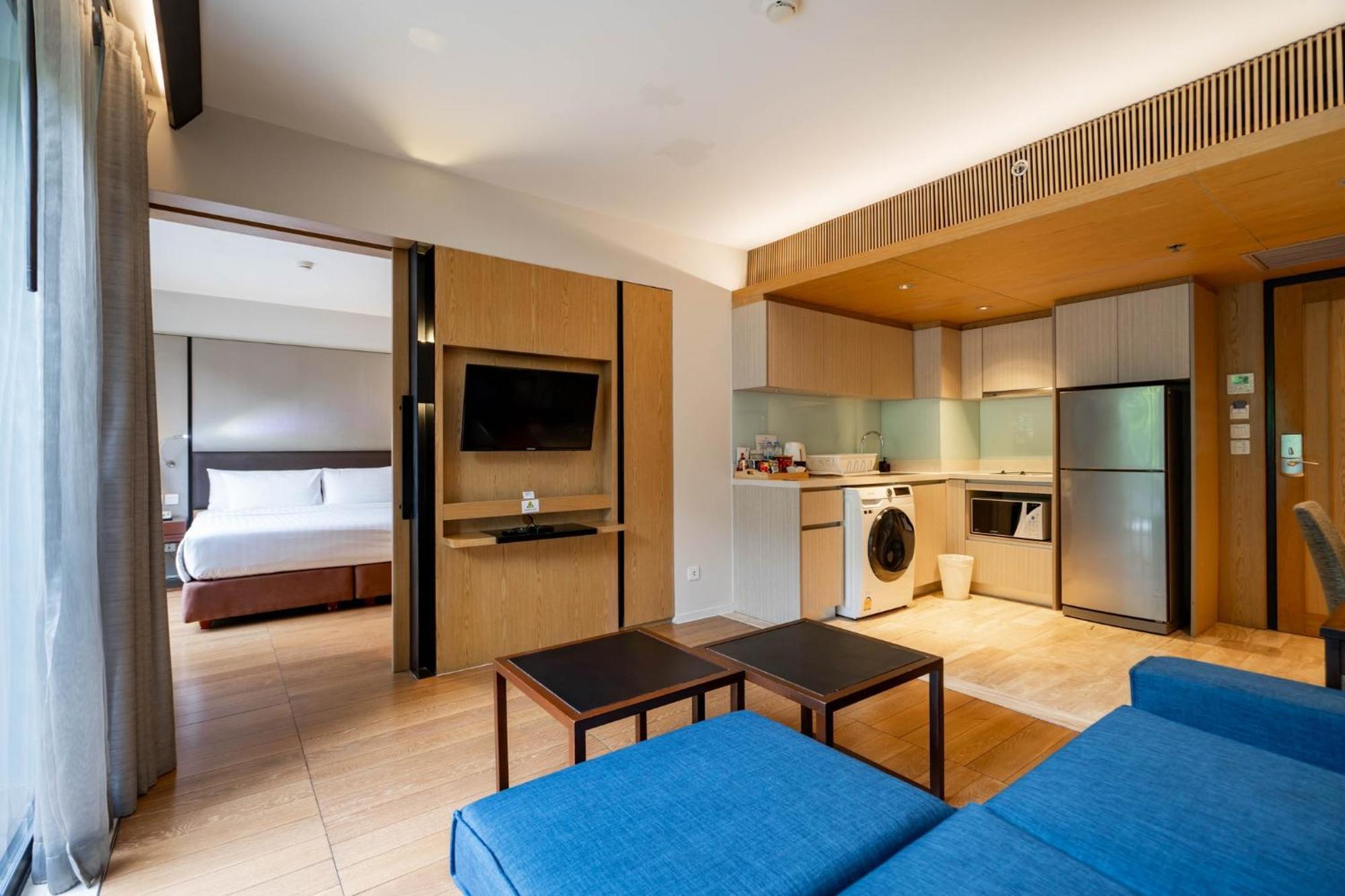 Arcadia Suites Bangkok Bagian luar foto
