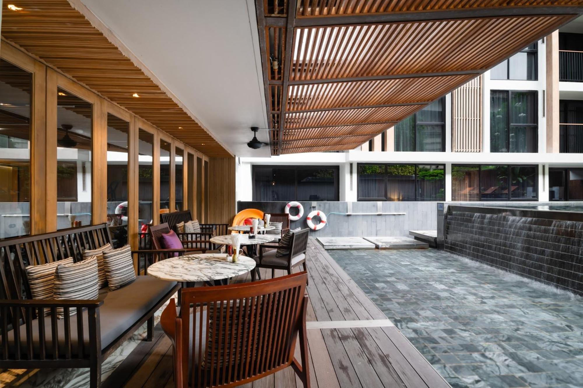 Arcadia Suites Bangkok Bagian luar foto